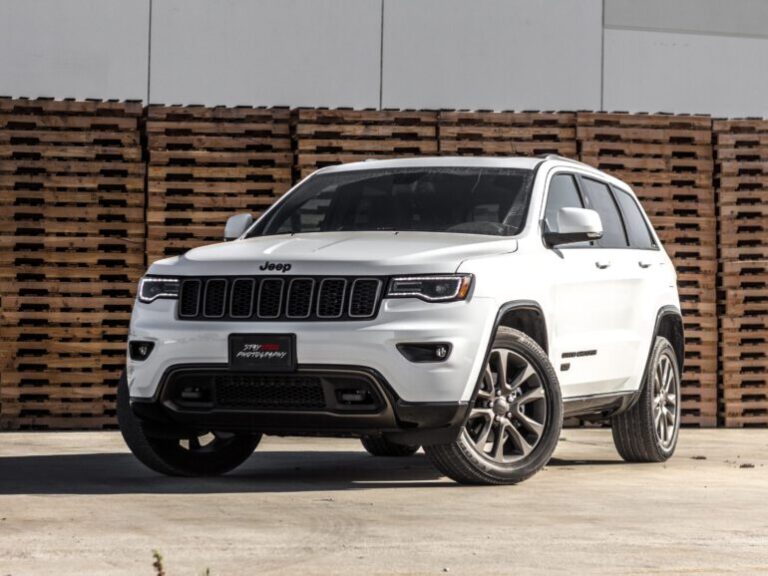Jeep Grand Cherokee – legenda kończy trzydzieści lat