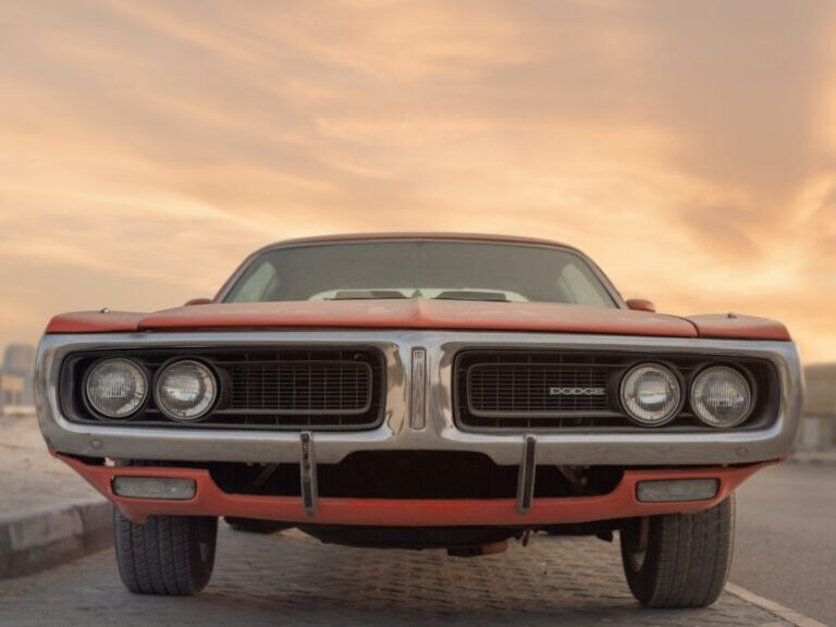 Dodge Challenger –to brzmi dumnie… A jak to jedzie!