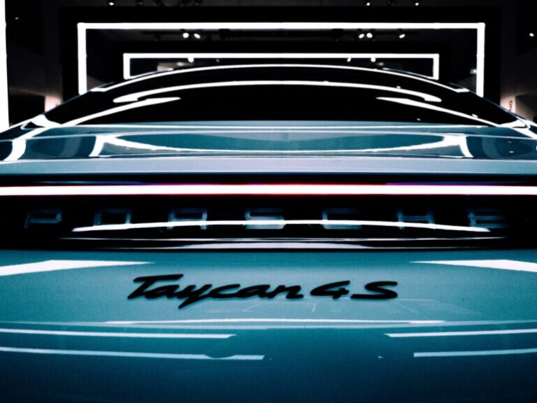 Jaki samochód warto sprowadzić z USA?