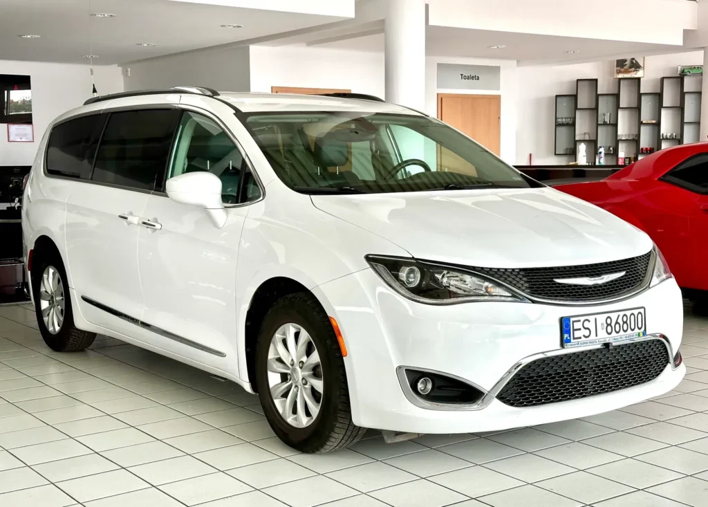 Chrysler sprowadzony z USA przez Ameryka Cars